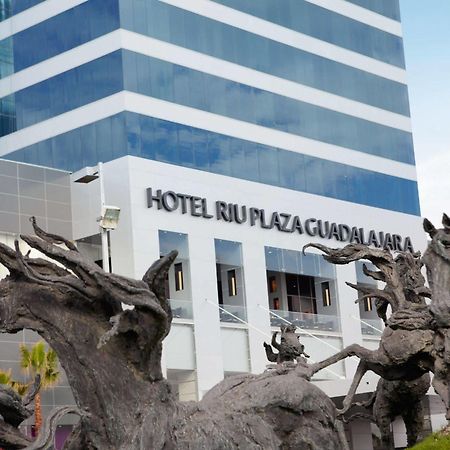 Готель Riu Plaza Гвадалахара Екстер'єр фото