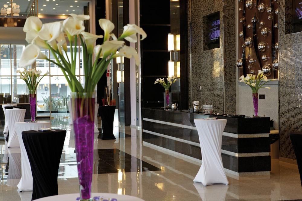 Готель Riu Plaza Гвадалахара Екстер'єр фото